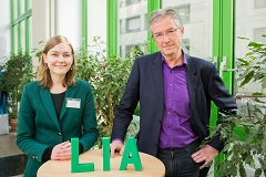Jan Hautekiet en Lynn Claerhout nemen LIA in ontvangst voor HeerlijkHeldercampagne